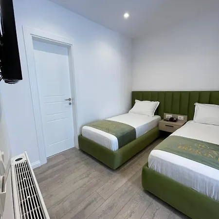 Reign Ξενοδοχείο