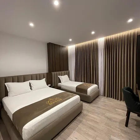 Otel Reign 4*