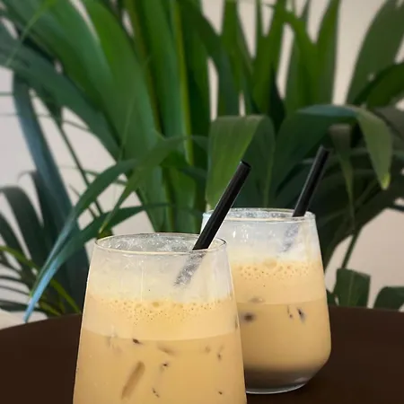 Reign Ξενοδοχείο 4*