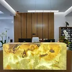 Hotel Reign Vorë